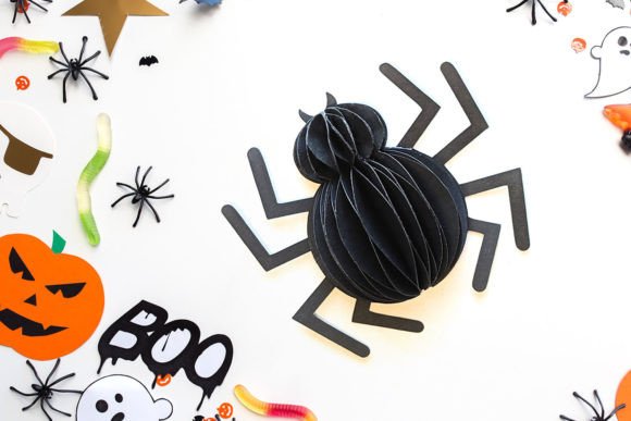 3D Honeycomb Spider SVG: A Spooky Embroidery Design Worth Stitching
